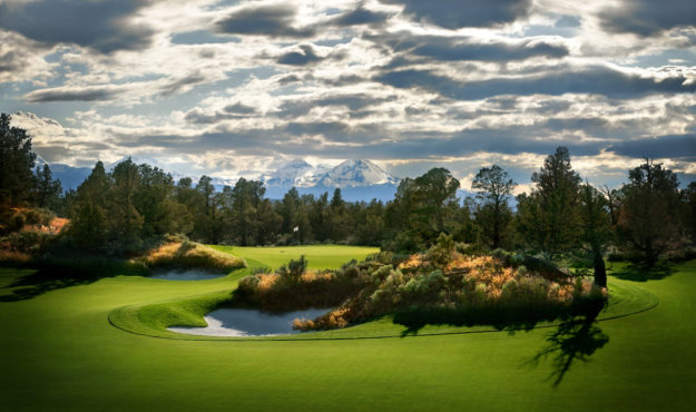 Set among the canvas of serene high desert terrain, lie two Pronghorn golf courses, offering the best of both worlds.